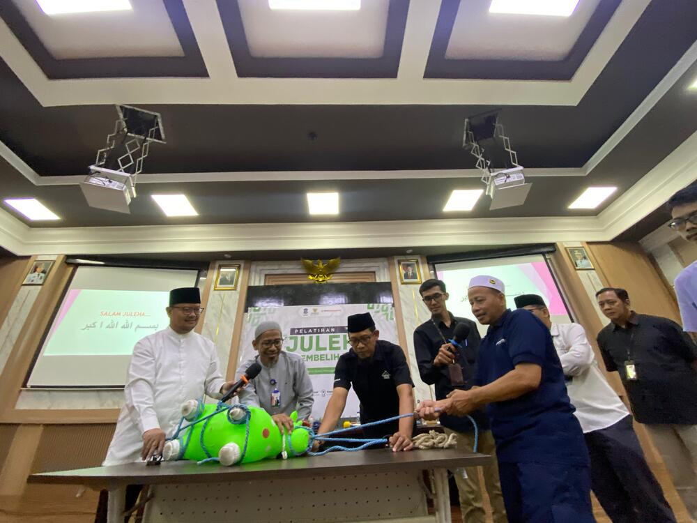 BAZNAS Surabaya dan RPH Surabaya Gelar Pengenalan Juru Sembelih Halal