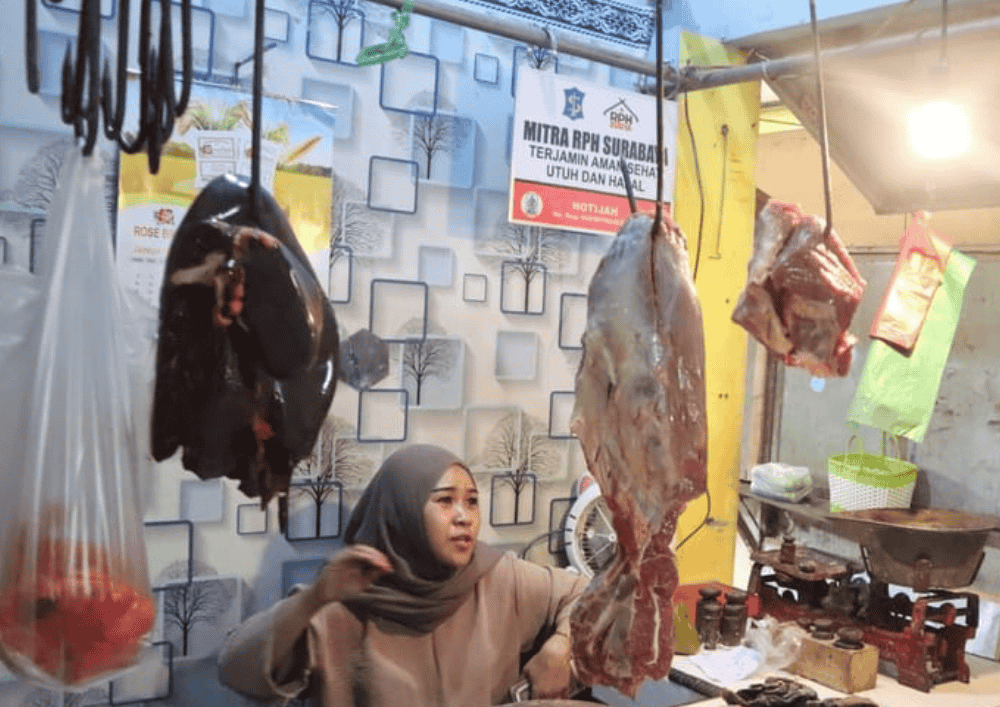 Jangan Tertipu! Ini Cara Kenali Daging Gelonggongan di Pasar